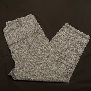 VSX Crop Leggings